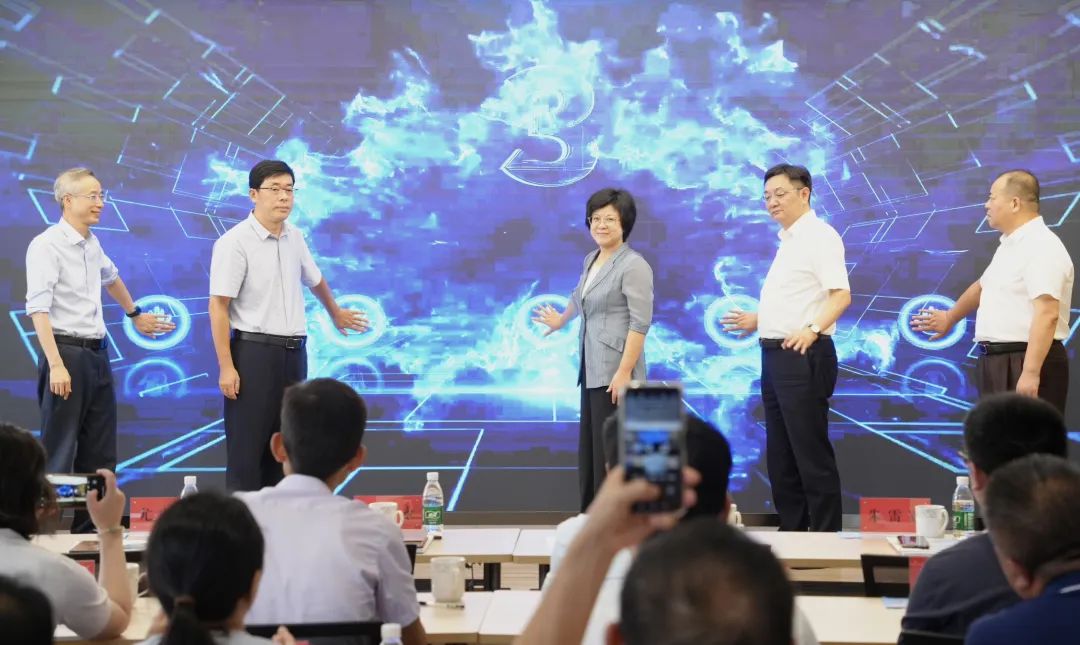微信图片_2025-08-12_112618_442.jpg